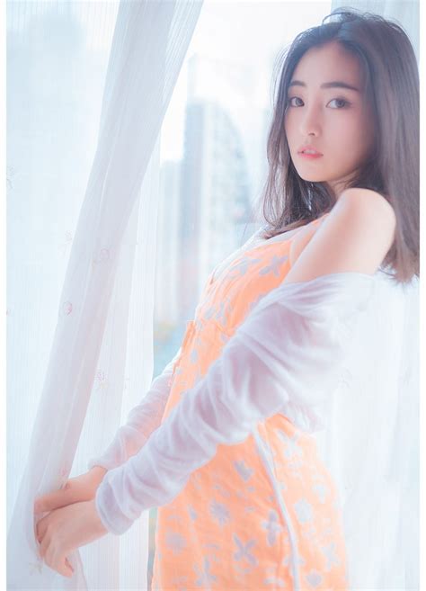 缺席若塔葬礼！C罗弥补遗憾：参加若塔纪念仪式慰问家人+献奖杯